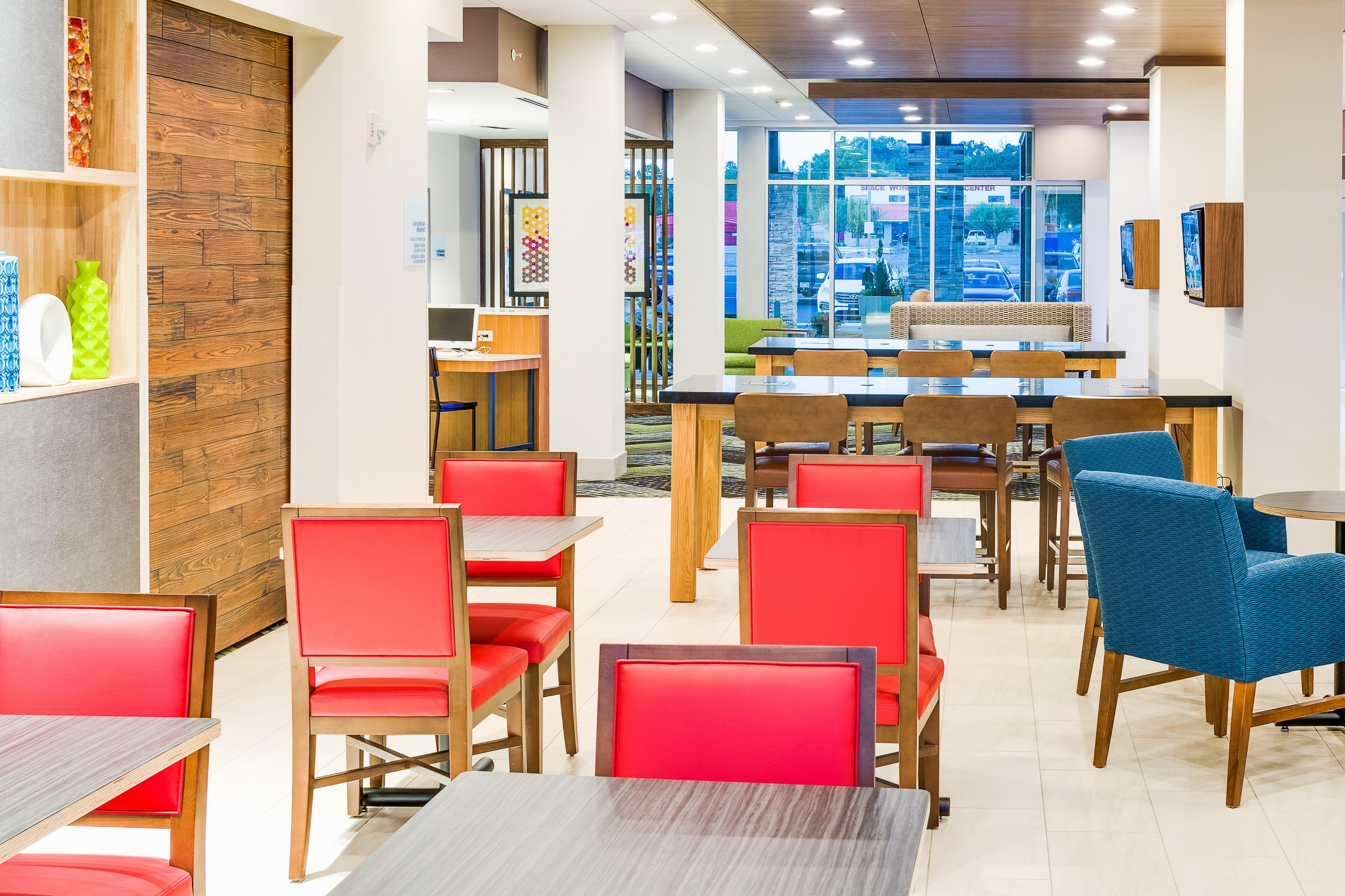Holiday Inn Express & Suites Russellville By Ihg מראה חיצוני תמונה