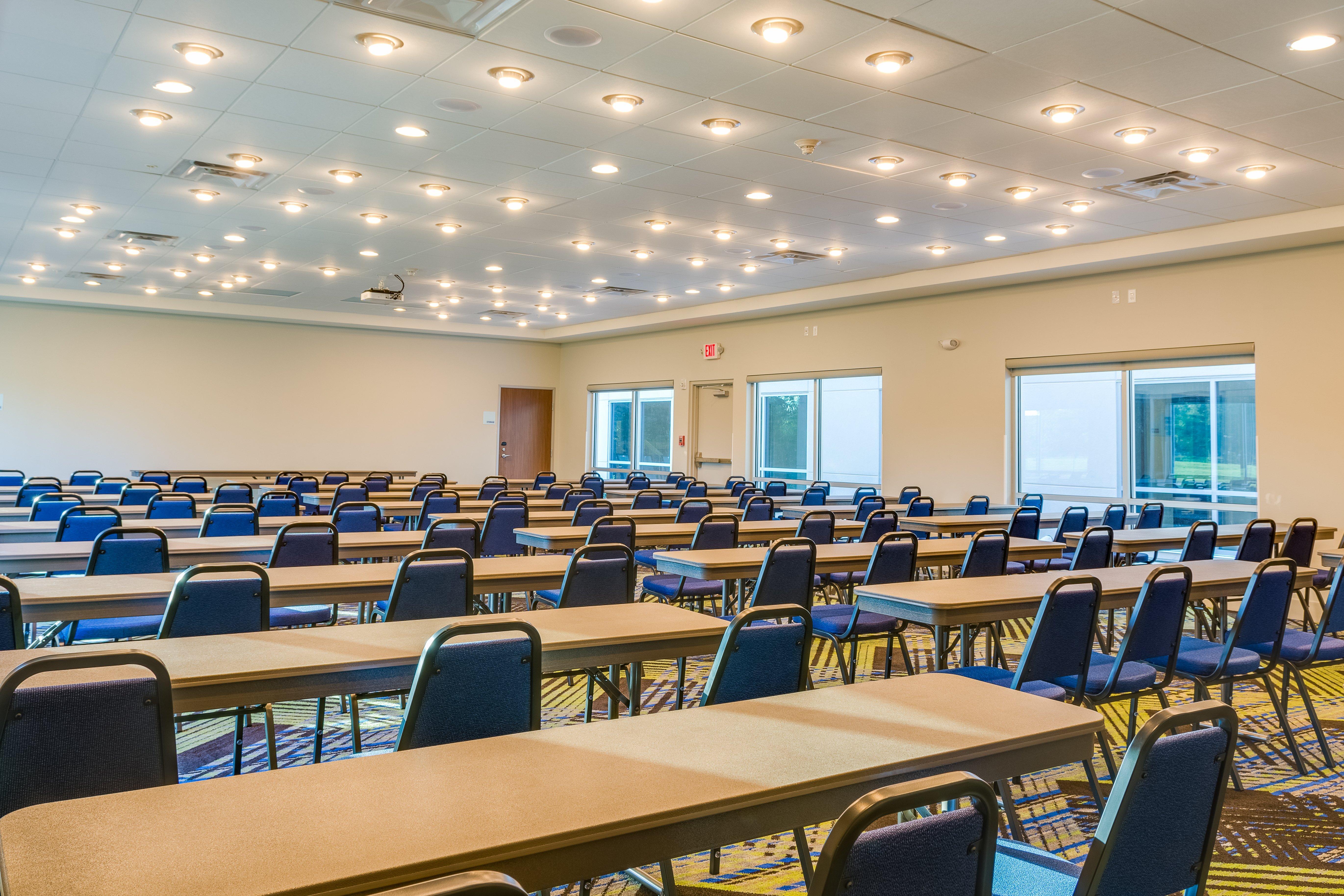 Holiday Inn Express & Suites Russellville By Ihg מראה חיצוני תמונה